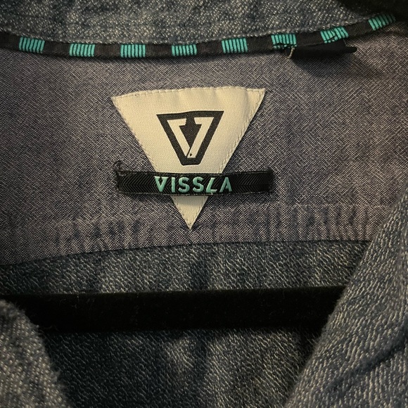 Vissla button down shirt - Picture 2 of 3